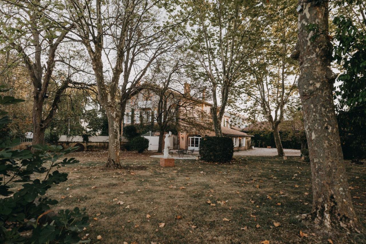Saint-Elix-le-Chateau B&B Le Domaine Des Marcoujans المظهر الخارجي الصورة