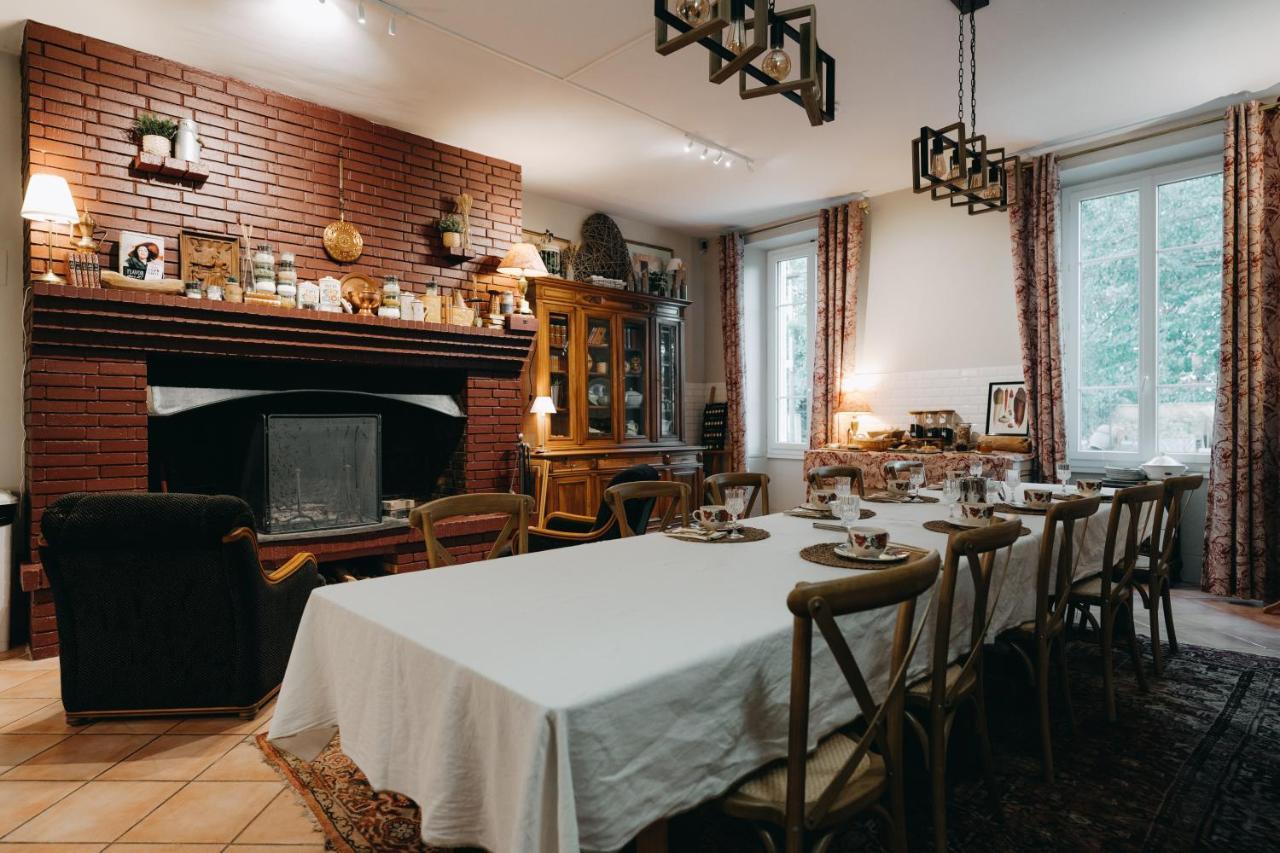 Saint-Elix-le-Chateau B&B Le Domaine Des Marcoujans المظهر الخارجي الصورة