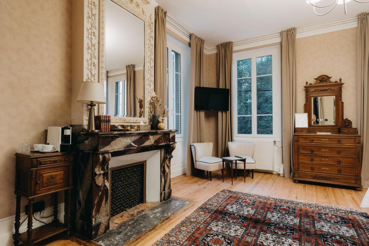 Saint-Elix-le-Chateau B&B Le Domaine Des Marcoujans المظهر الخارجي الصورة